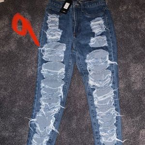 Fashion nova jeans, never worn. Size 9